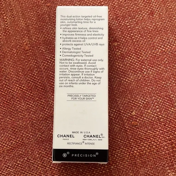 Chanel Precision Rectifiance Intense anti-age retexturizing fluid